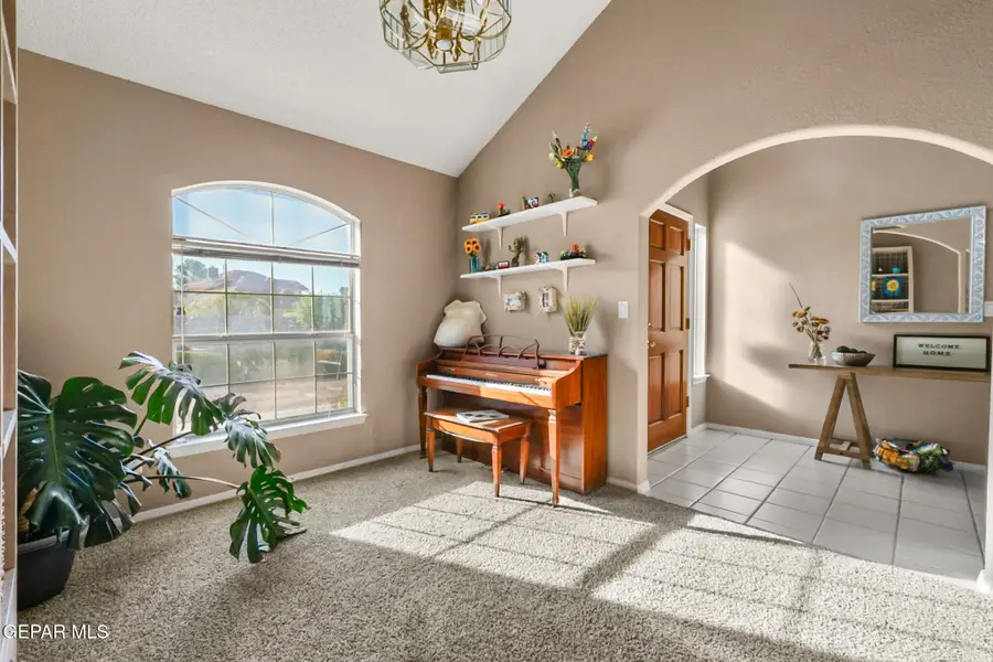 6761 Isla Del Rey Drive, El Paso, TX 79912 - Image #2