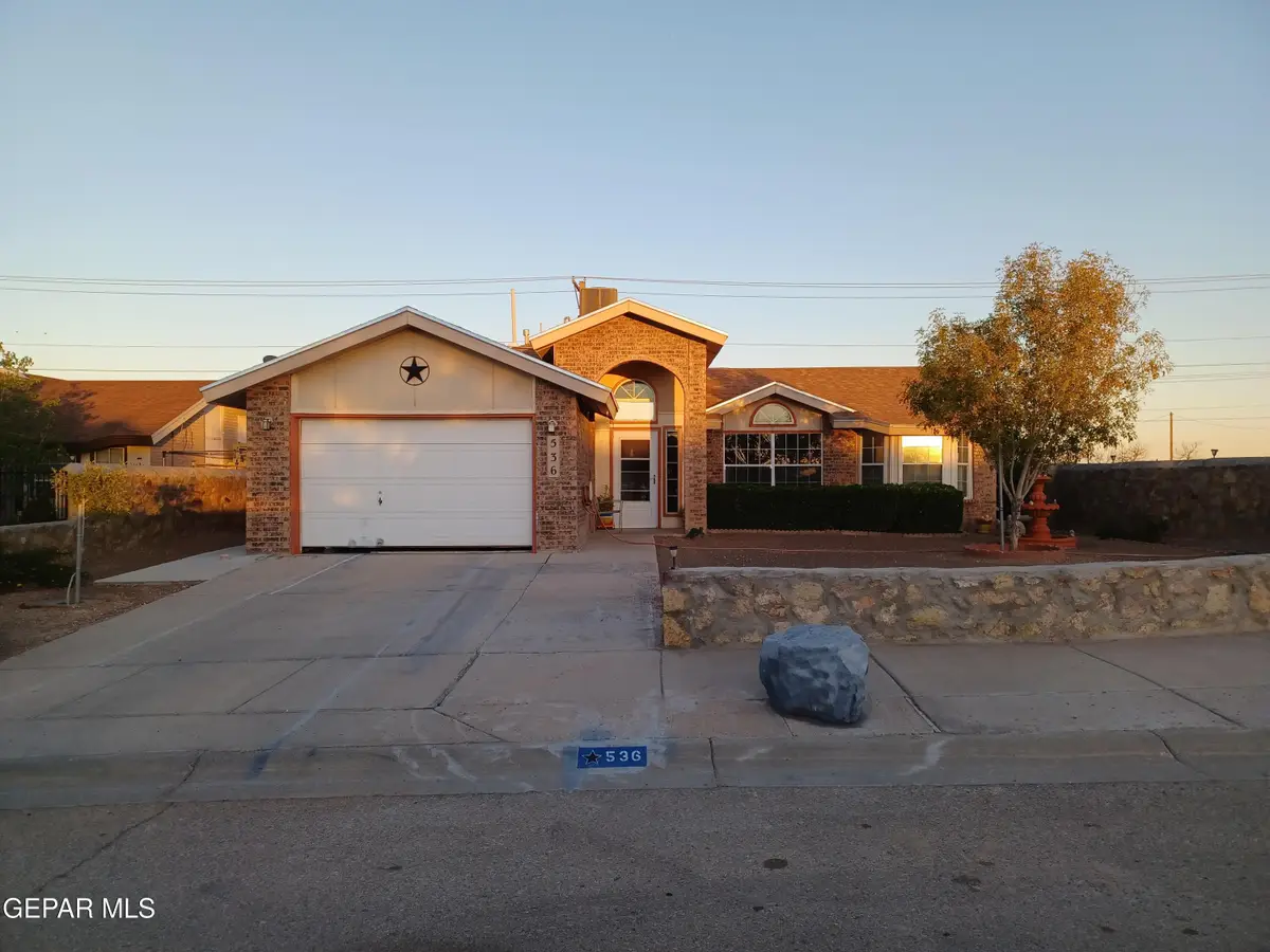 536 Thayer Pease Avenue, Horizon City, TX 79928 - Image #1