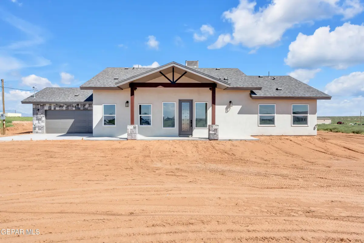 1417 Kalahari Desert Drive, Chaparral, NM 88081 - Image #1