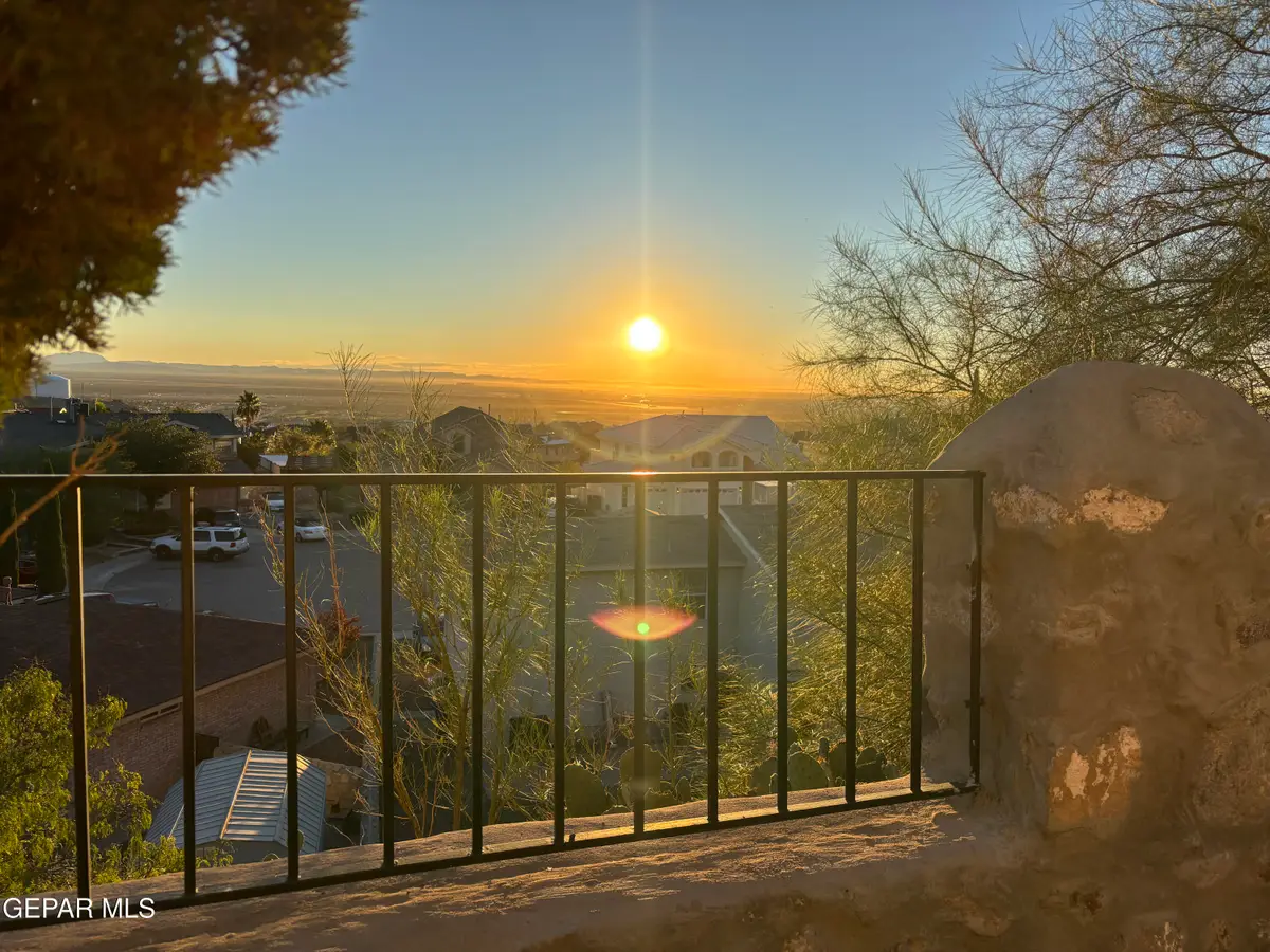 7516 Big Bend Drive, El Paso, TX 79904 - Image #1