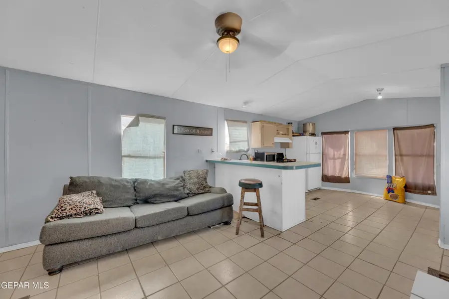 3320 Desert Blossom Drive, El Paso, TX 79938 - Image #3