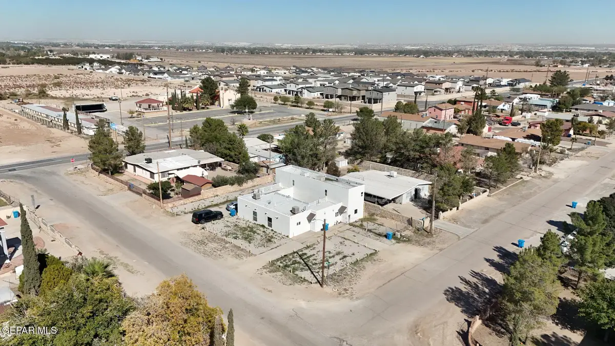 421 Panahi Road, Socorro, TX 79927 - Image #1