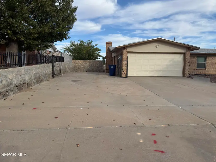 10616 Captain Valtr Street, El Paso, TX 79924 - Image #2