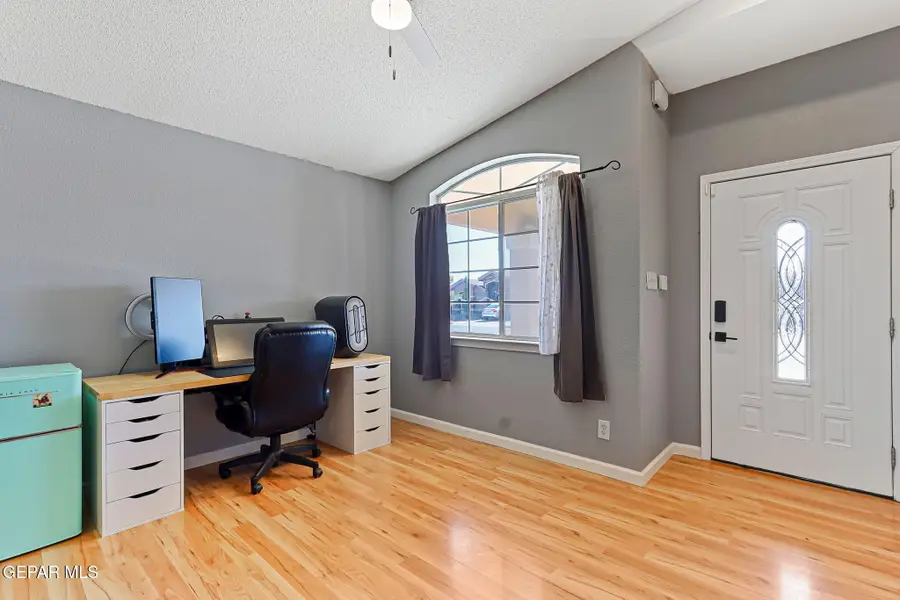 14240 Desert Mesquite Drive, Horizon City, TX 79928 - Image #2