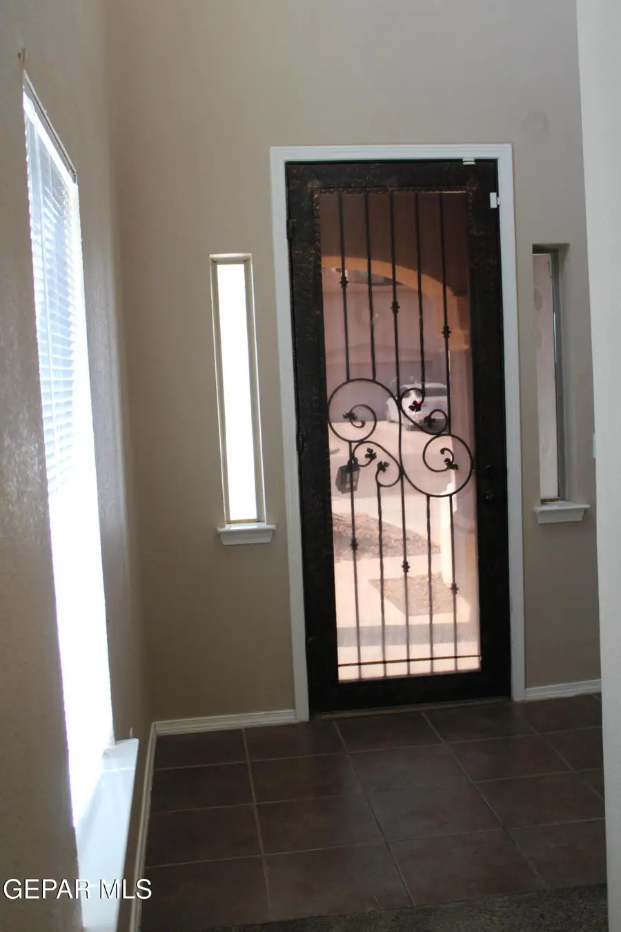 3100 Amistoso Street, El Paso, TX 79938 - Image #2