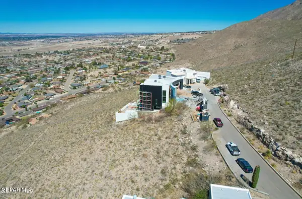 27 Hidden Hills Drive, El Paso, TX 79902