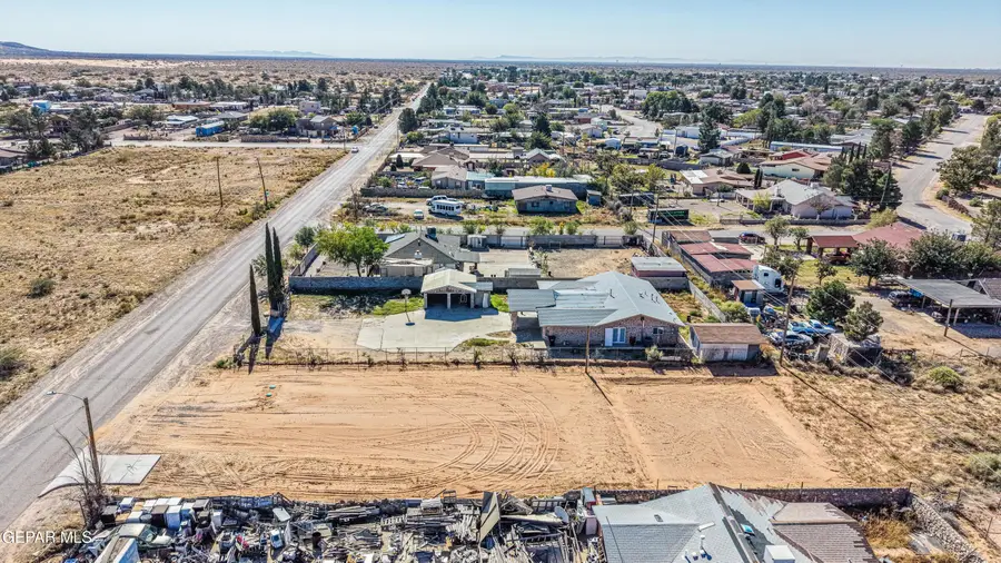 3817 John Christopher Drive, El Paso, TX 79938 - Image #2