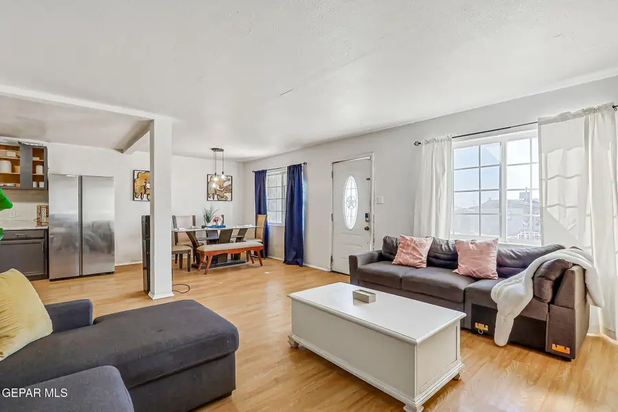 3021 Monroe Avenue, El Paso, TX 79930 - Image #2