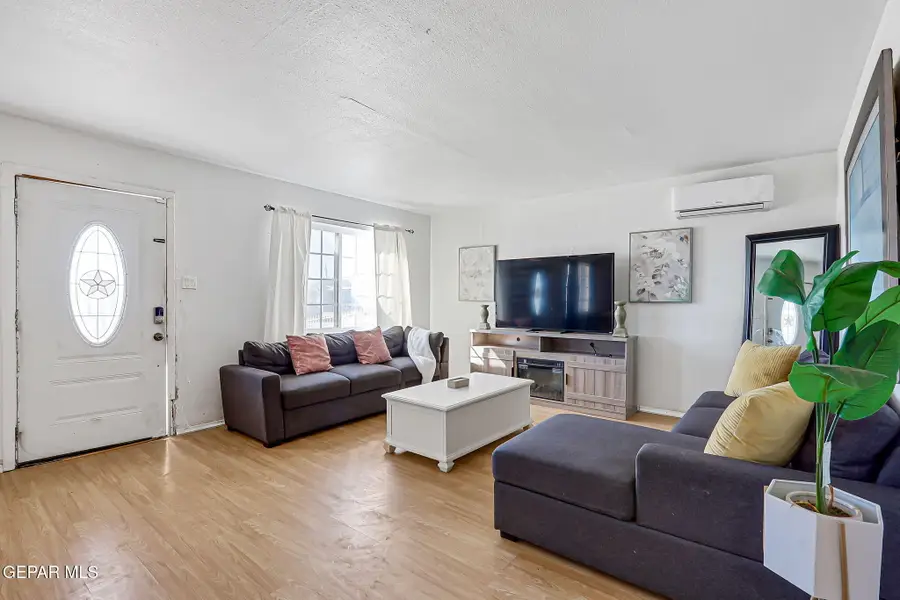 3021 Monroe Avenue, El Paso, TX 79930 - Image #3