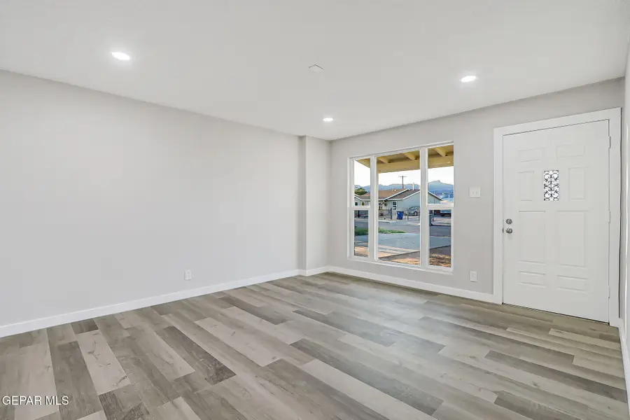 5640 Hemmingway Drive, El Paso, TX 79924 - Image #2