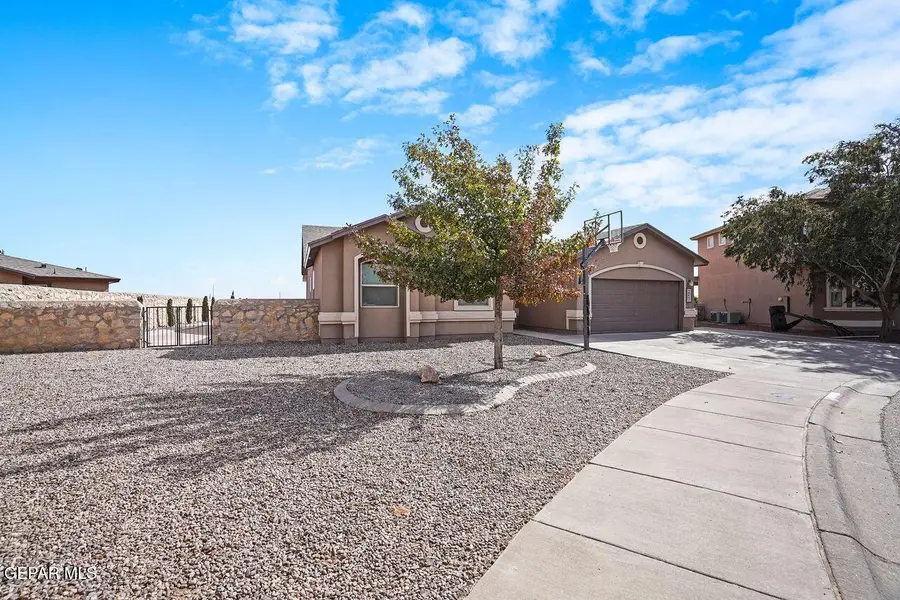 4972 Cattle Lane, El Paso, TX 79934 - Image #3
