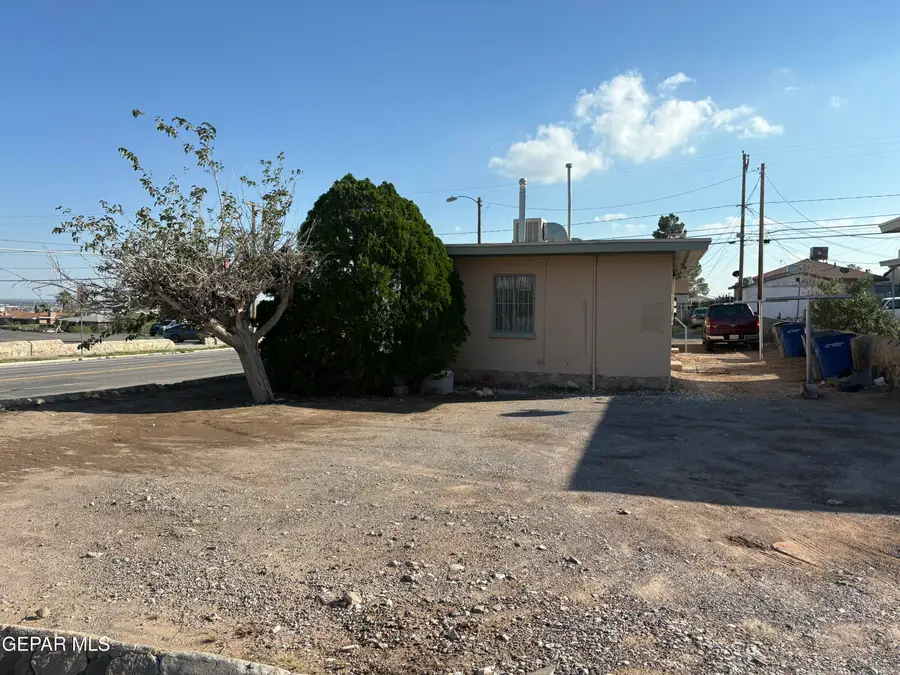1813 & 1815 Alabama Street, El Paso, TX 79930 - Image #3