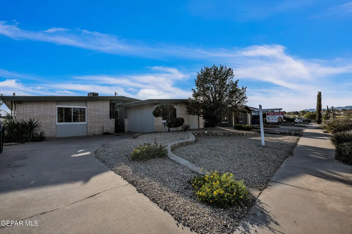 10212 Garwood Court, El Paso, TX 79925 - Image #1