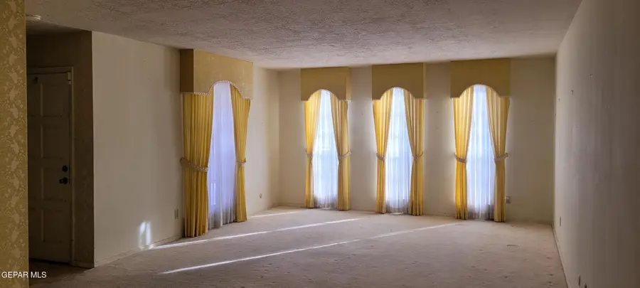 3125 Stone Edge Road, El Paso, TX 79904 - Image #3