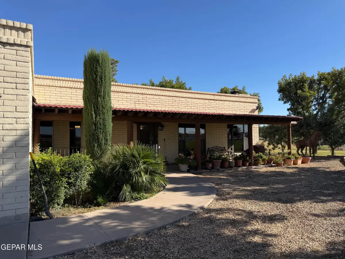 7770 Westside Drive, Canutillo, TX 79835 - Image #1