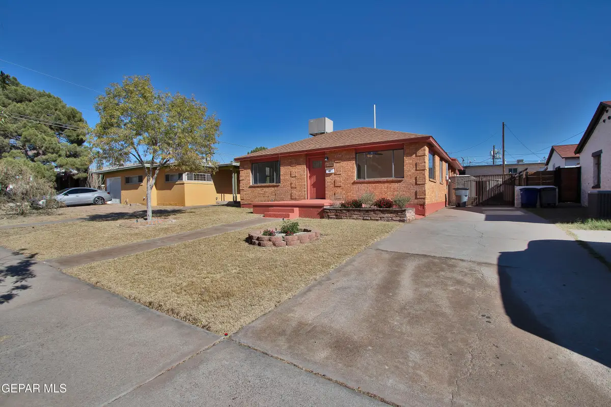 1506 Raynolds Street, El Paso, TX 79903 - Image #1