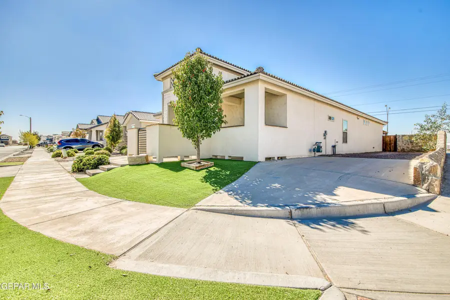 971 Brudenal Place, El Paso, TX 79928 - Image #3