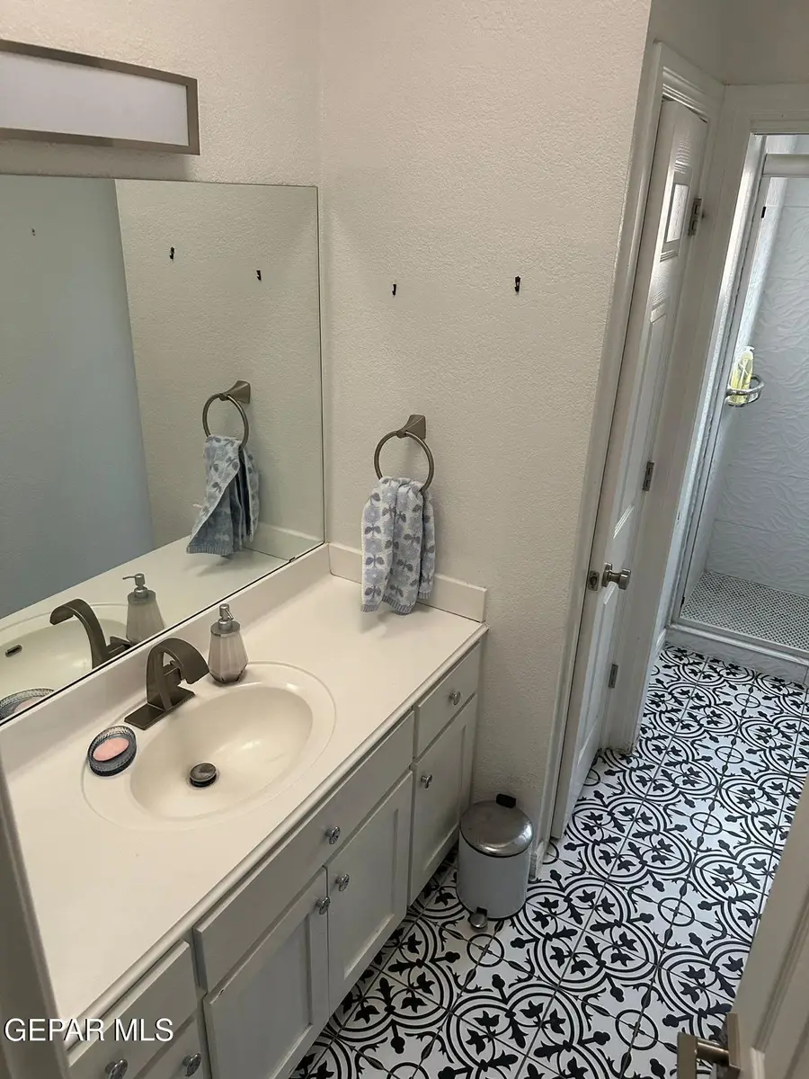 6847 Rock Canyon Drive, El Paso, TX 79912 - Image #3