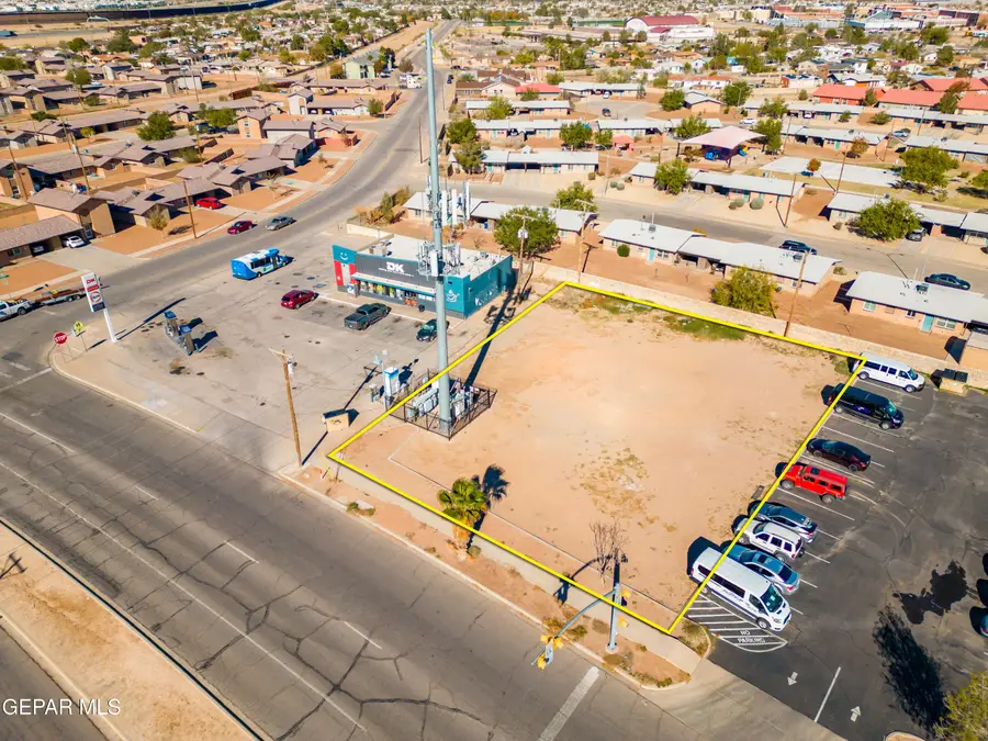 275 Padres Drive, El Paso, TX 79907 - Image #2