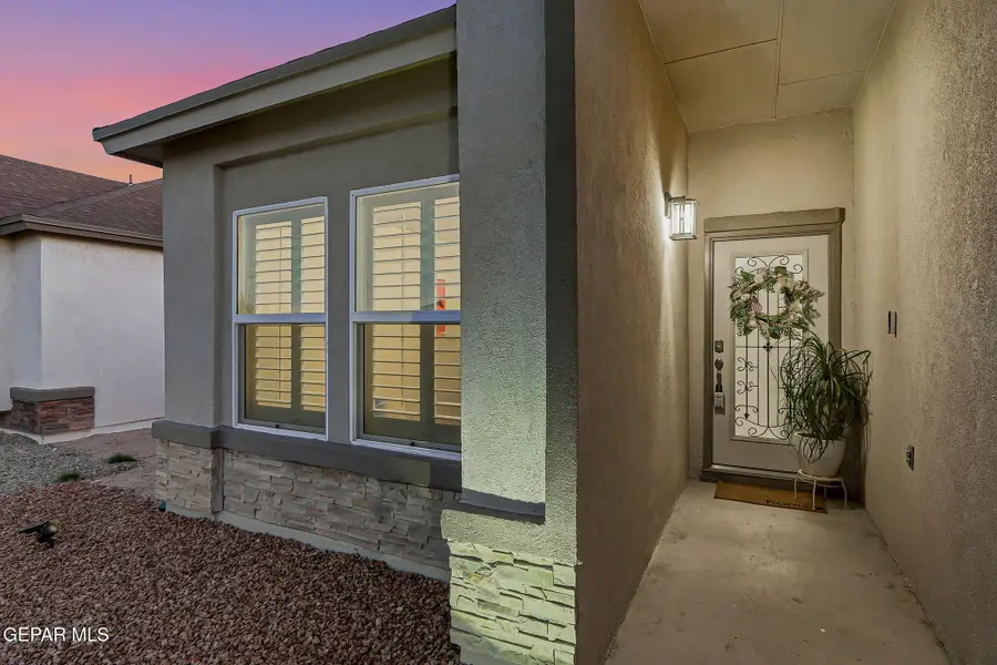 13836 Sky Ranger Avenue, Horizon City, TX 79928 - Image #2