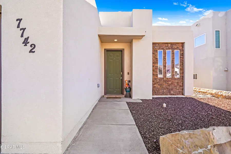 7742 Enchanted Ridge Drive, El Paso, TX 79911 - Image #3