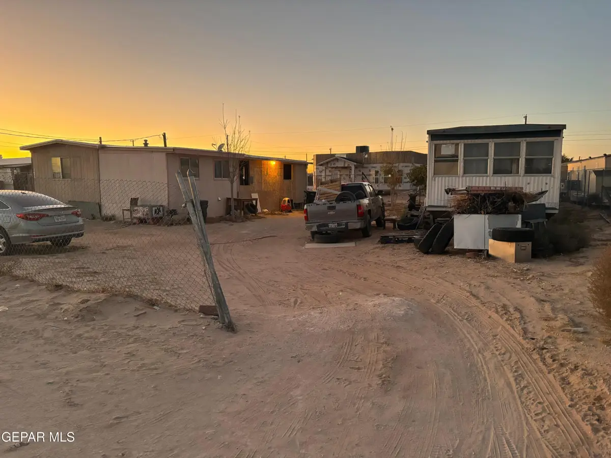 14783 Susser Dr Drive, El Paso, TX 79928 - Image #1