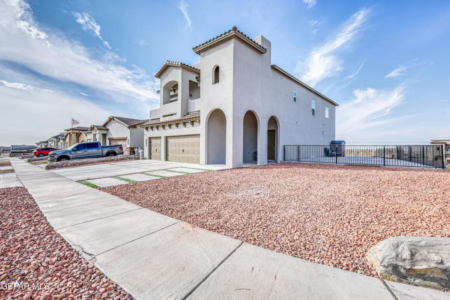2375 Enchanted Peaks Lane, El Paso, TX 79911 - Image #3