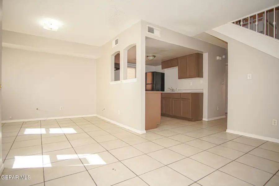 11027 Sunshine Court, El Paso, TX 79936 - Image #2