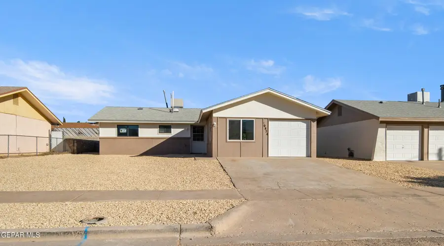 10824 Opalstone Street, El Paso, TX 79924 - Image #2