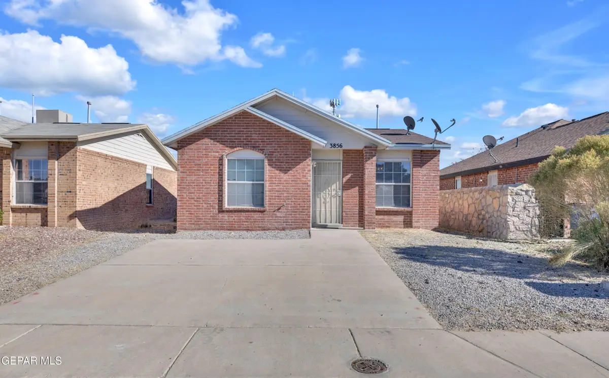 3856 Tierra Alamo Drive, El Paso, TX 79938 - Image #1