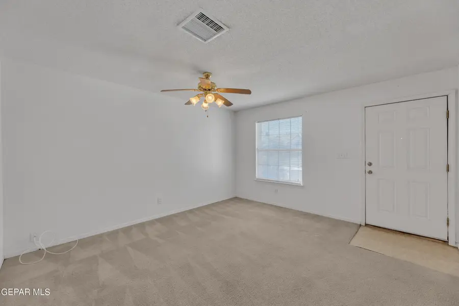 3856 Tierra Alamo Drive, El Paso, TX 79938 - Image #2