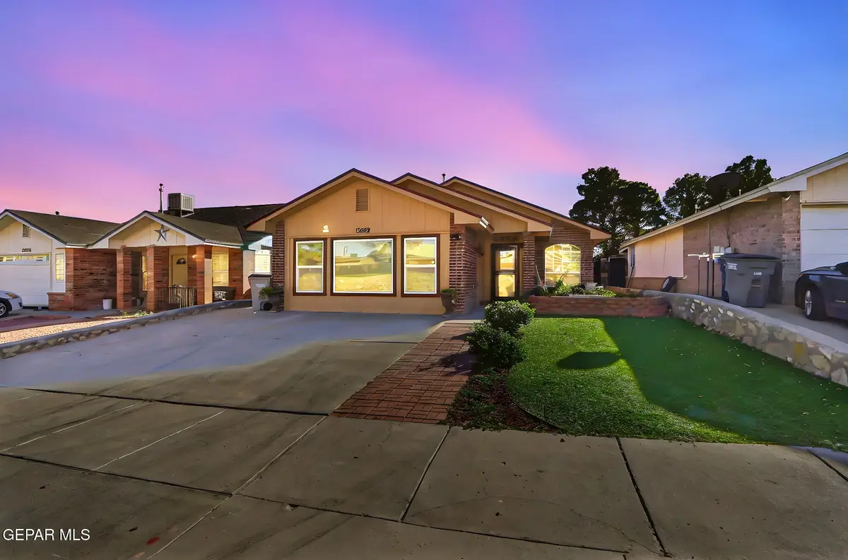 12552 Alicia Arzola Drive, El Paso, TX 79928 - Image #1