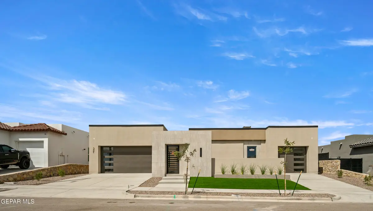 321 Blue Valley Drive, El Paso, TX 79928 - Image #1
