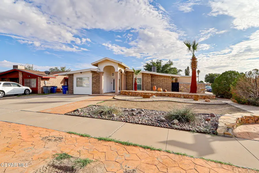 960 Warwick Road, El Paso, TX 79907 - Image #2