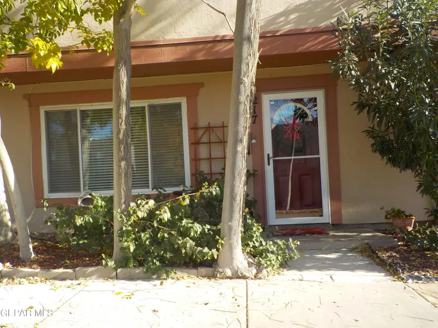 217 Maricopa Drive, El Paso, TX 79912 - Image #2