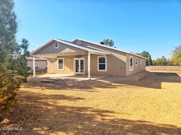 11442 Anaheim Lane, Socorro, TX 79927