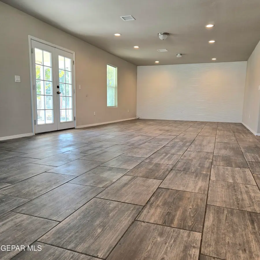 11442 Anaheim Lane, Socorro, TX 79927 - Image #3