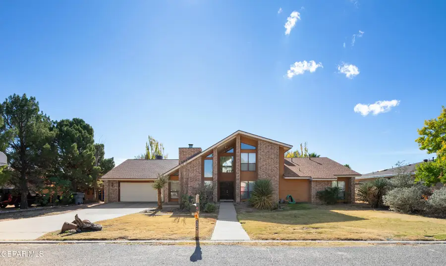 324 Rio Estancia Drive, El Paso, TX 79932 - Image #2