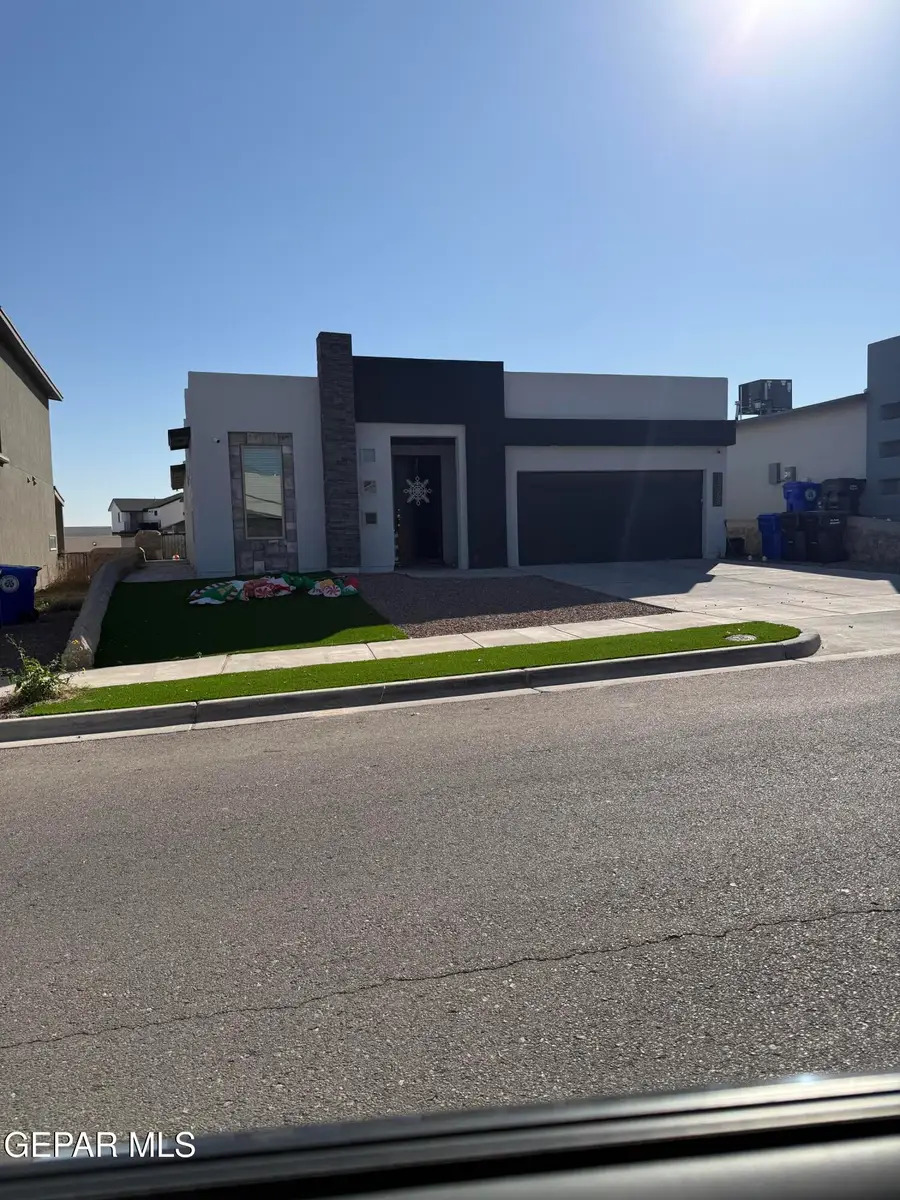 12568 Barbaro Way, El Paso, TX 79928 - Image #2