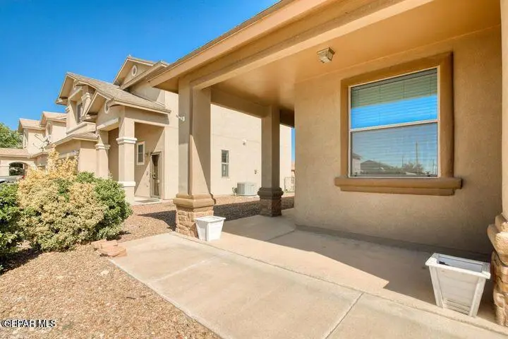 14447 Miguel Terrazas, El Paso, TX 79938 - Image #2