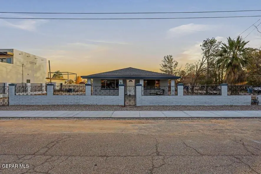 106 La Cienega Drive, Socorro, TX 79927 - Image #1