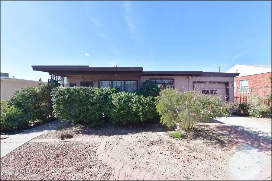 705 Huckleberry Street, El Paso, TX 79903 - Image #2