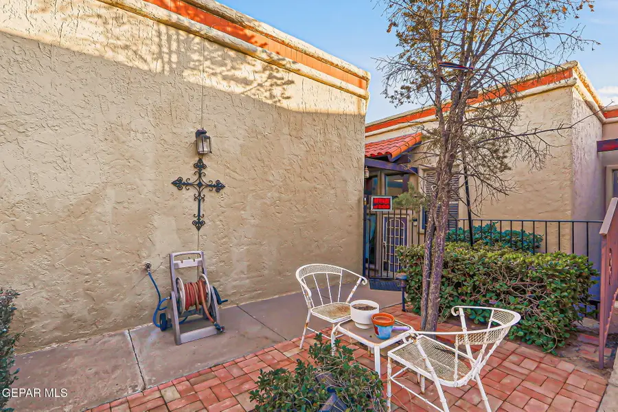 11262 Enid Wilson Lane, El Paso, TX 79936 - Image #3