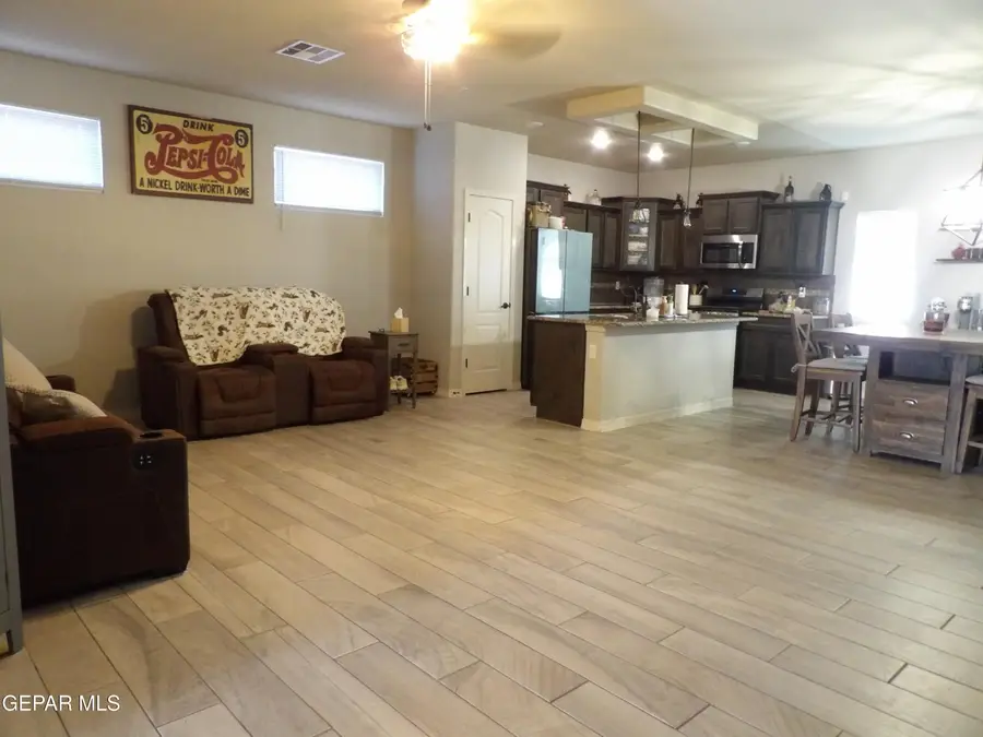 14231 Charles Pollock Avenue, El Paso, TX 79938 - Image #2