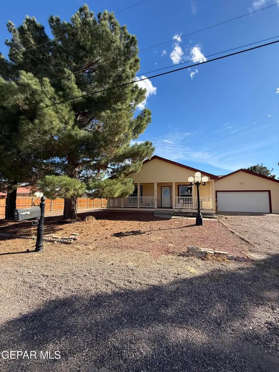 300 E Stockton Avenue, Alpine, TX 99999 - Image #2