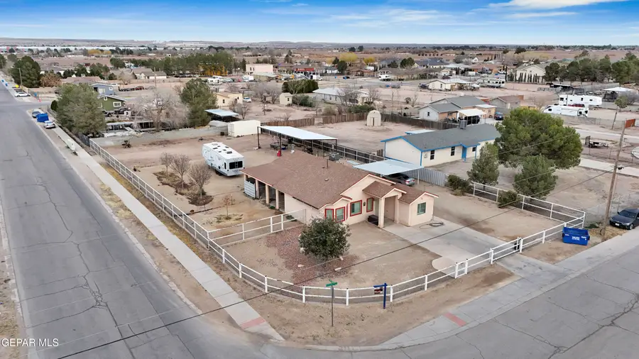 11701 Flor Del Rio Street, Socorro, TX 79927 - Image #3
