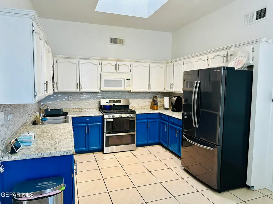 12053 Spire Terrace Drive, El Paso, TX 79936 - Image #3
