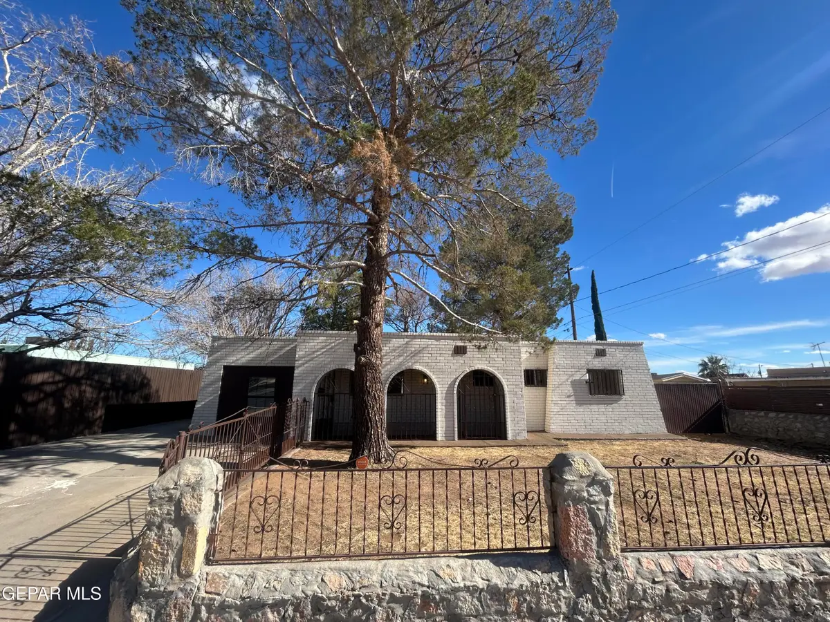 10240 Kenworthy Street, El Paso, TX 79924 - Image #1