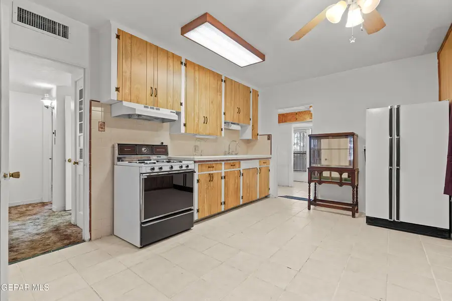 3222 Frankfort Avenue, El Paso, TX 79930 - Image #3