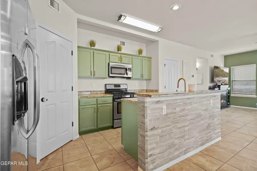 13225 Wellington, Horizon City, TX 79928 - Image #3